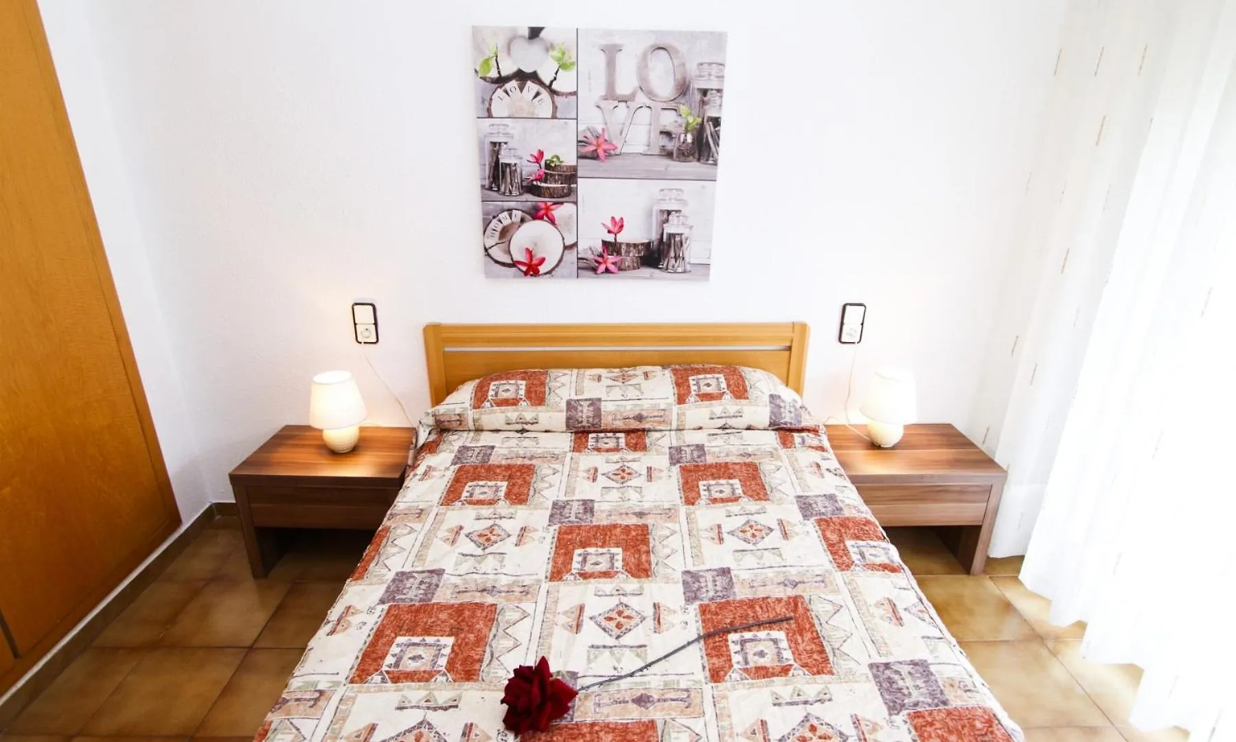Pentathlon 2 Planet Apartment Salou