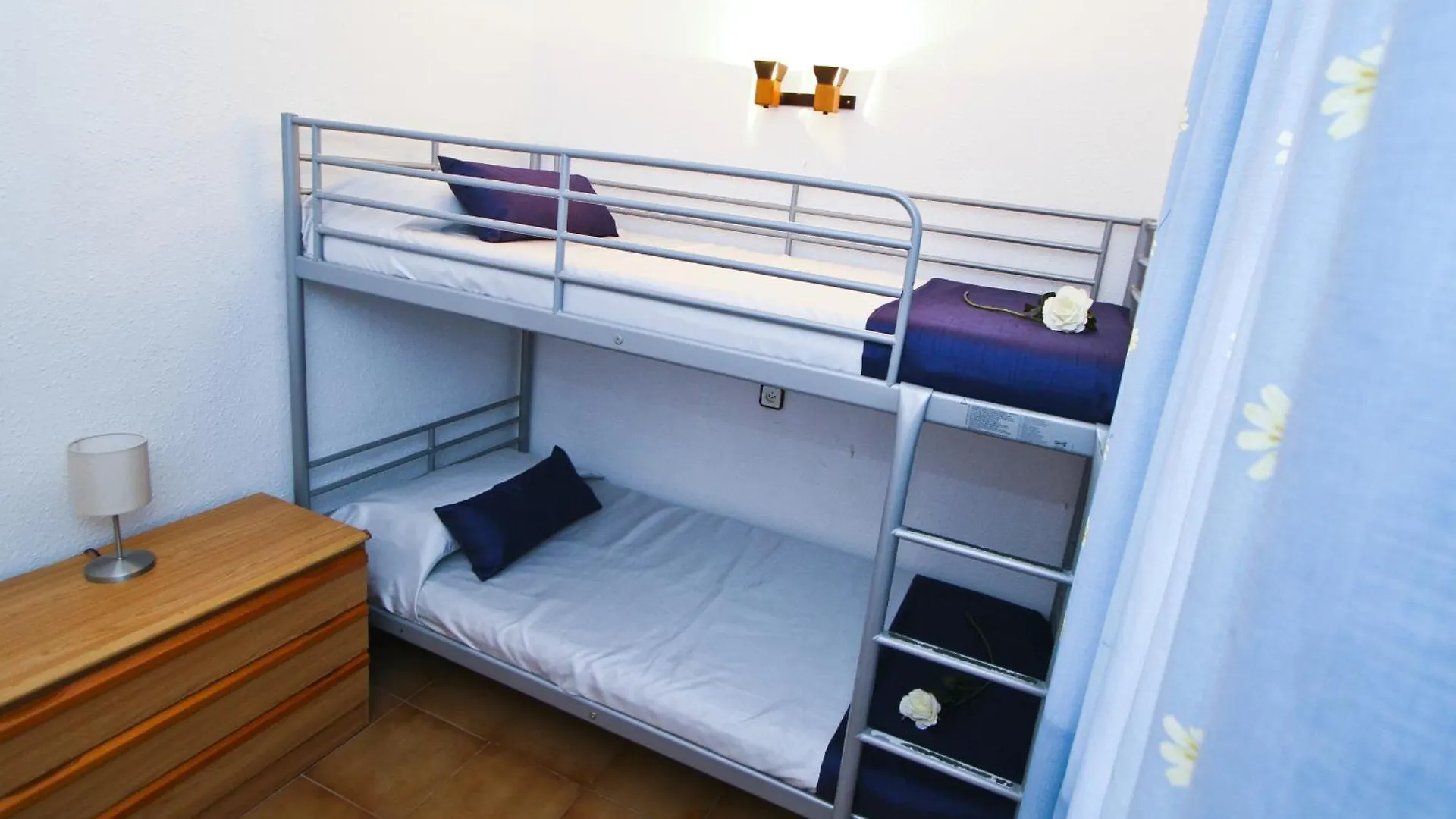 Pentathlon 2 Planet Apartment Salou