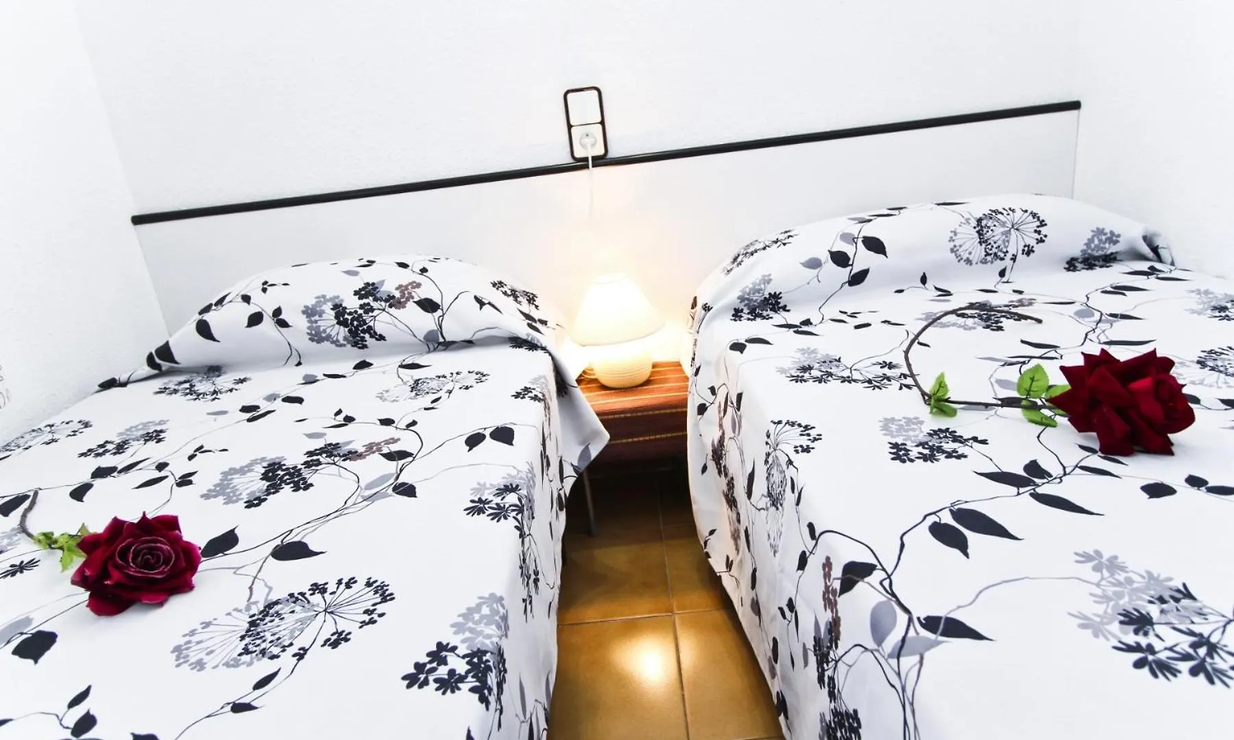Pentathlon 2 Planet Apartment Salou 0*,  Spain