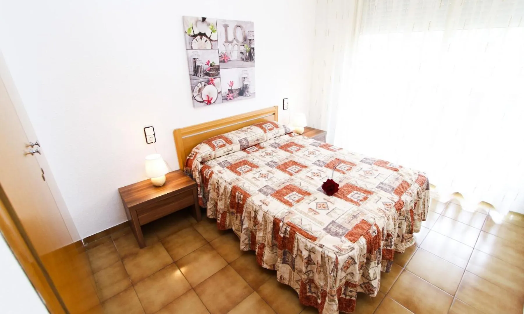 Pentathlon 2 Planet Apartment Salou